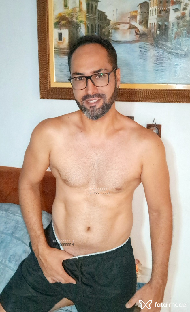 Acompanhante homem morena (o) de olhos castanhos em São Paulo Acompanhante homem morena (o) de olhos castanhos em São Paulo - Turco Hassan