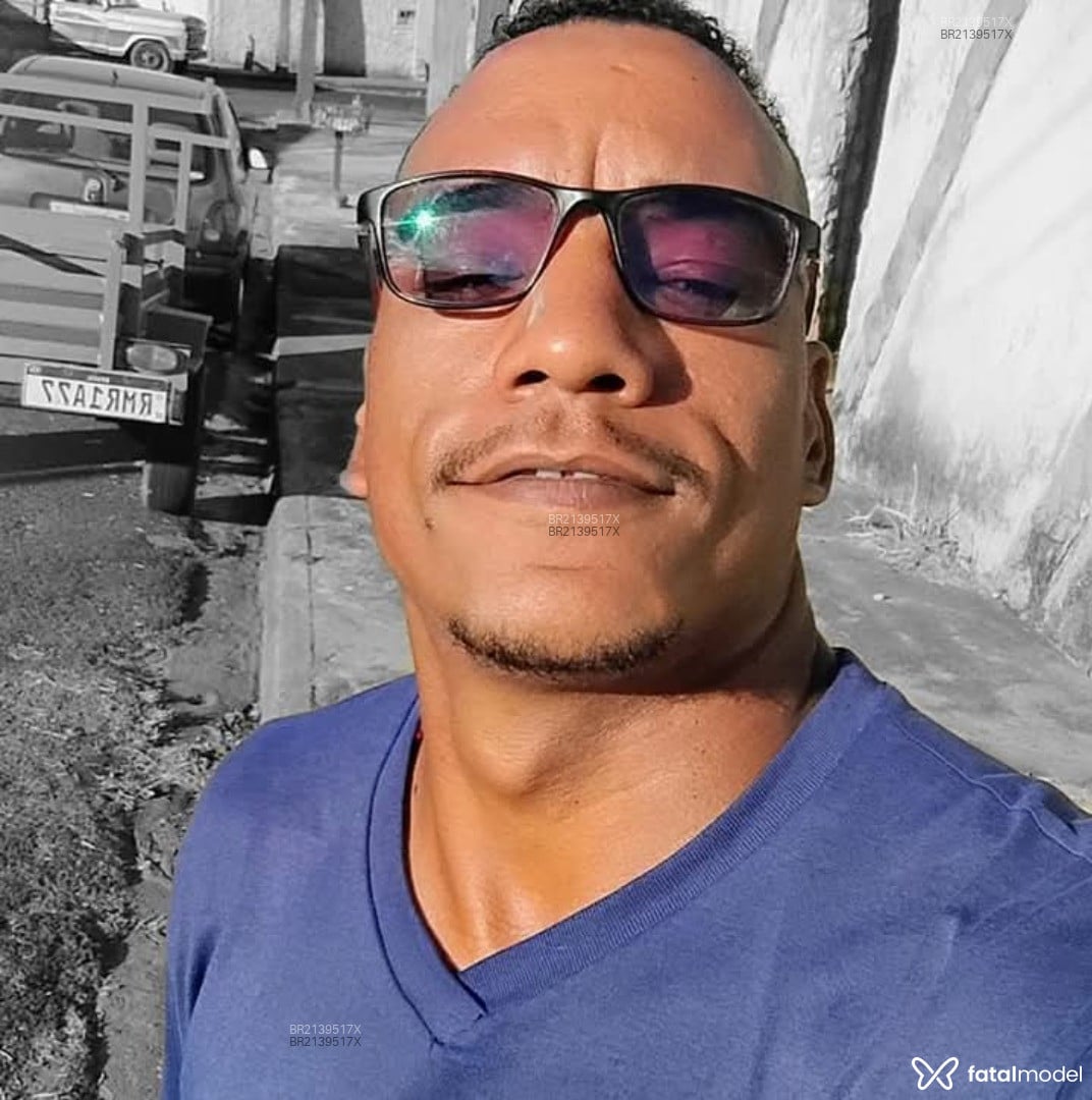 Acompanhante homem morena (o) de olhos pretos em Uberaba Acompanhante homem morena (o) de olhos pretos em Uberaba - Bieel