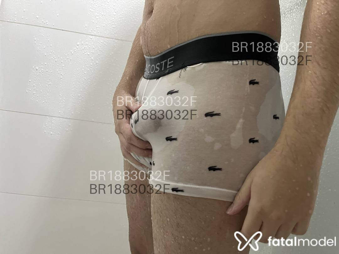 Acompanhante homem loira (o) de olhos pretos em Virtual - Lukas Gabriel