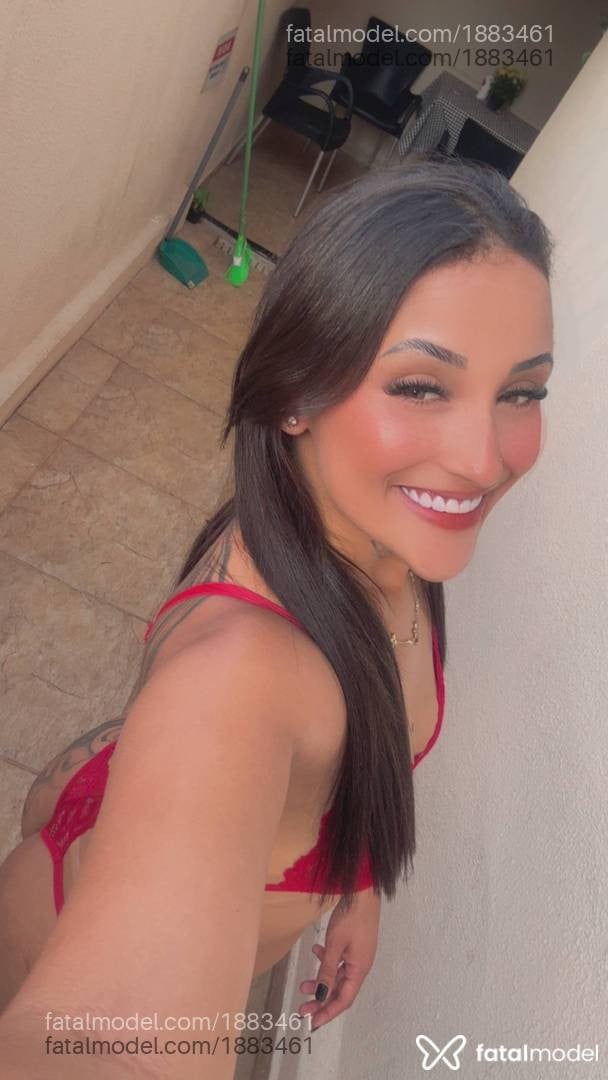 Acompanhante mulher com cabelo castanho de olhos mel - Amanda