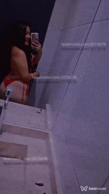 Acompanhante mulher morena (o) de olhos castanhos - Sara Botelho Acompanhante mulher morena (o) de olhos castanhos - Sara Botelho