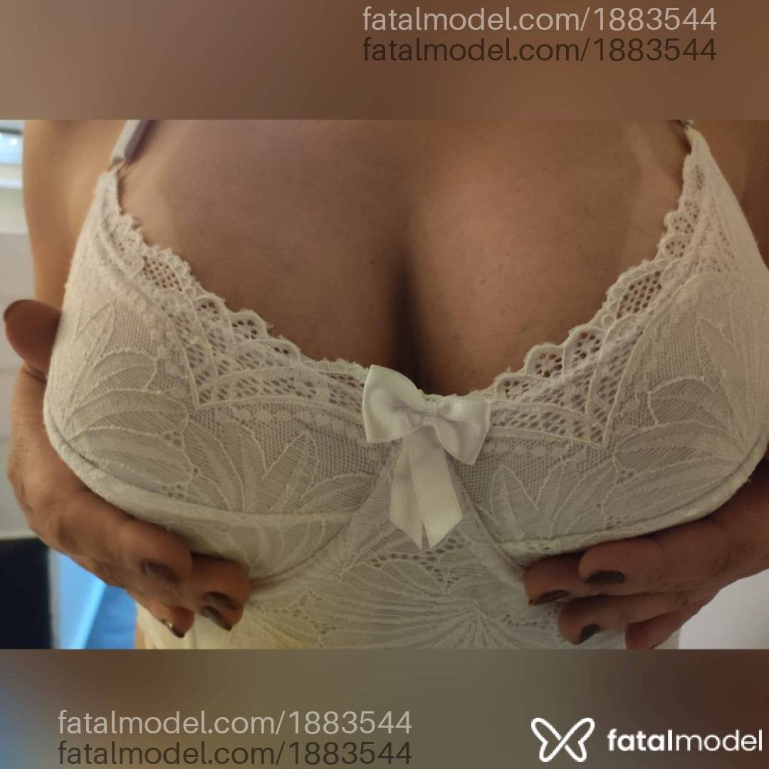 Acompanhante mulher loira (o) de olhos castanhos em Palmas - Paola Silva