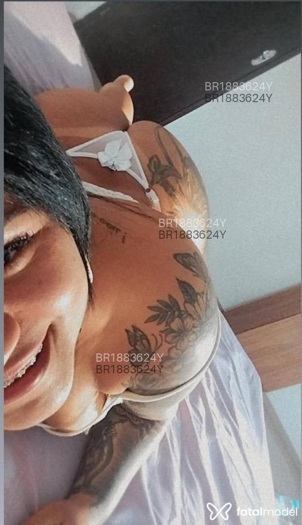 Acompanhante mulher morena (o) de olhos pretos - Sabrina