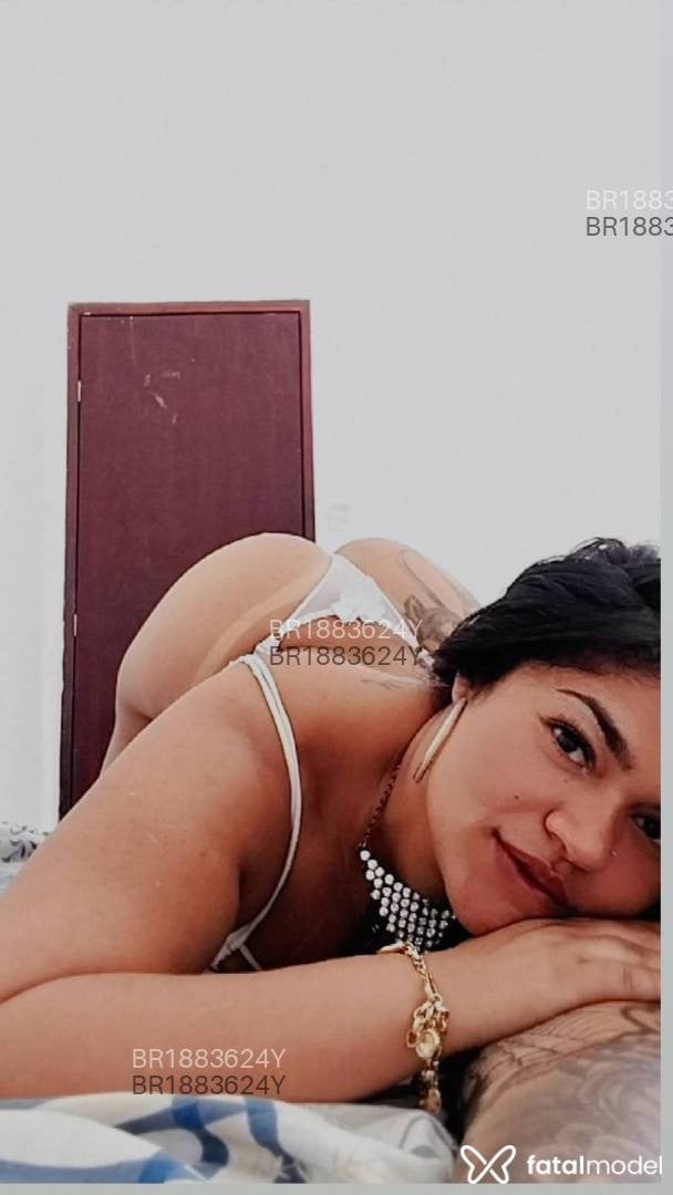 Acompanhante mulher morena (o) de olhos pretos - Sabrina