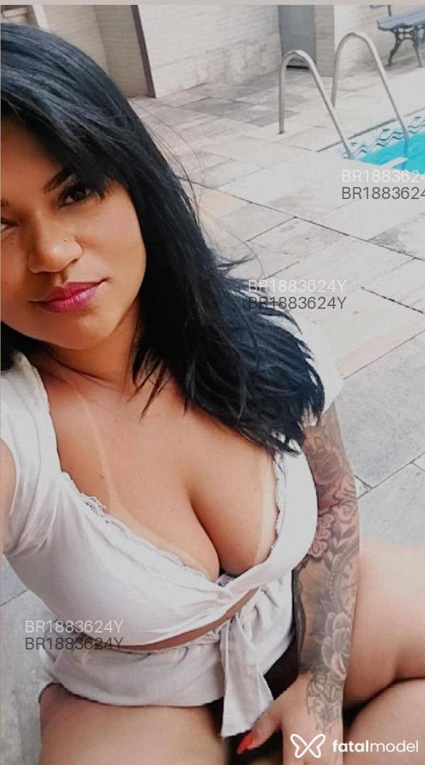 Acompanhante mulher morena (o) de olhos pretos - Sabrina