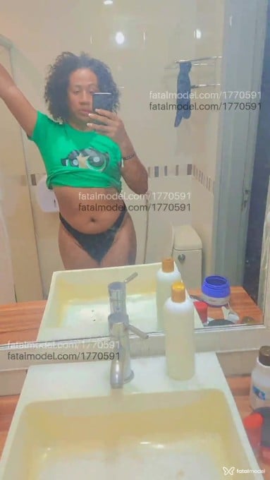 Acompanhante mulher trans morena (o) de olhos castanhos em Várzea Grande - Amanda