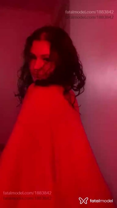 Acompanhante mulher com cabelo castanho de olhos castanhos em Gravataí - Bianca