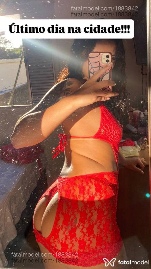 Acompanhante mulher com cabelo castanho de olhos castanhos em Gravataí - Bianca