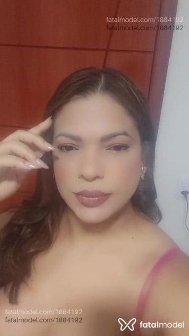 Acompanhante mulher com cabelo castanho de olhos castanhos em Araguaína - Isabelly Garcia