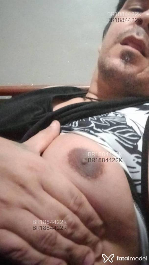Acompanhante homem morena (o) de olhos castanhos em Rio de Janeiro - Lean