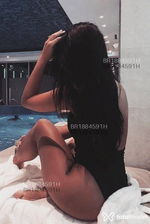 Acompanhante mulher morena (o) de olhos castanhos - Jéssica Acompanhante mulher morena (o) de olhos castanhos - Jéssica