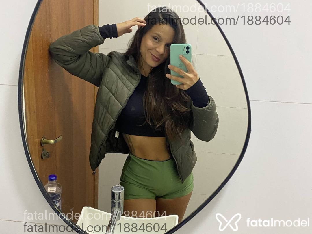 Acompanhante mulher com cabelo castanho de olhos castanhos em Marília - Nanda
