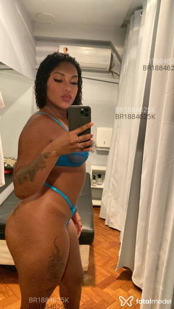 Acompanhante mulher morena (o) de olhos castanhos em Marília - Vicky