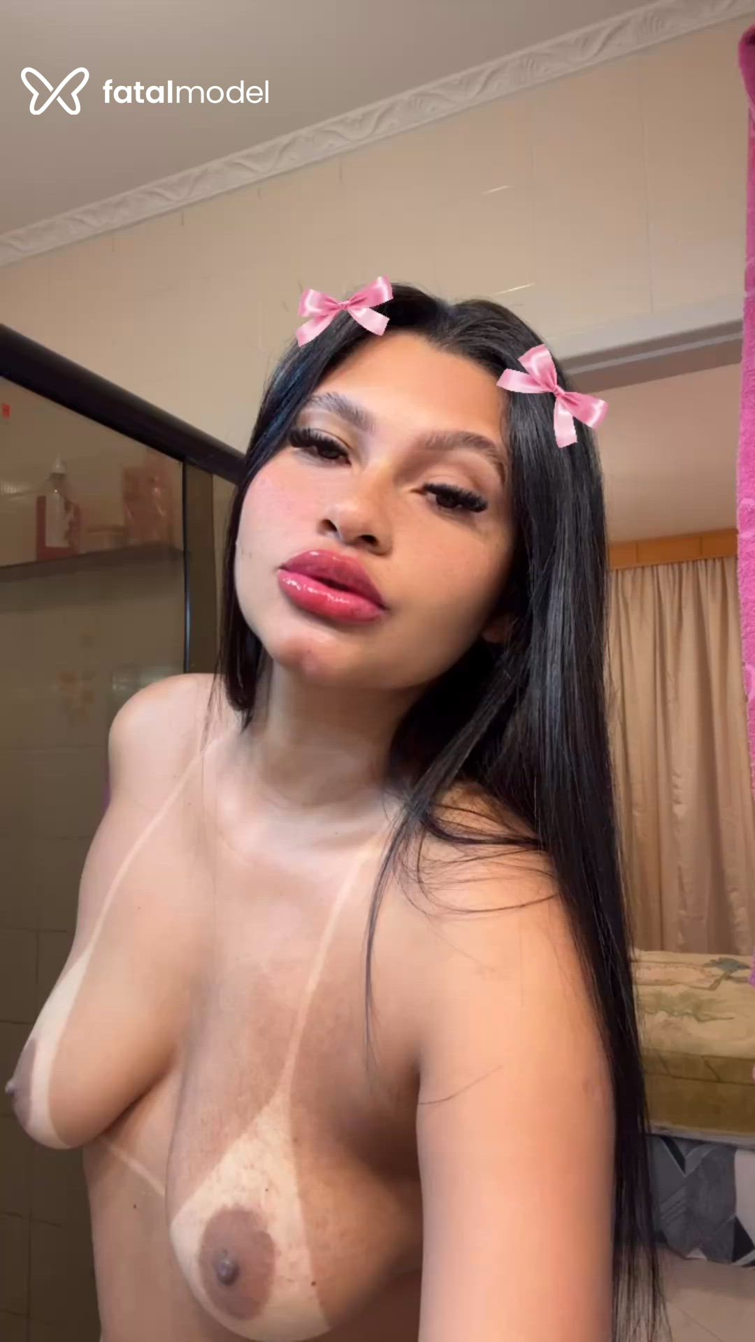 Acompanhante mulher morena (o) de olhos pretos em Patrocínio Acompanhante mulher morena (o) de olhos pretos em Patrocínio - Yasmim Santiny