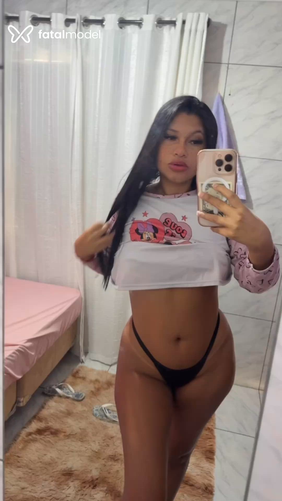 Acompanhante mulher morena (o) de olhos pretos em Patrocínio Acompanhante mulher morena (o) de olhos pretos em Patrocínio - Yasmim Santiny