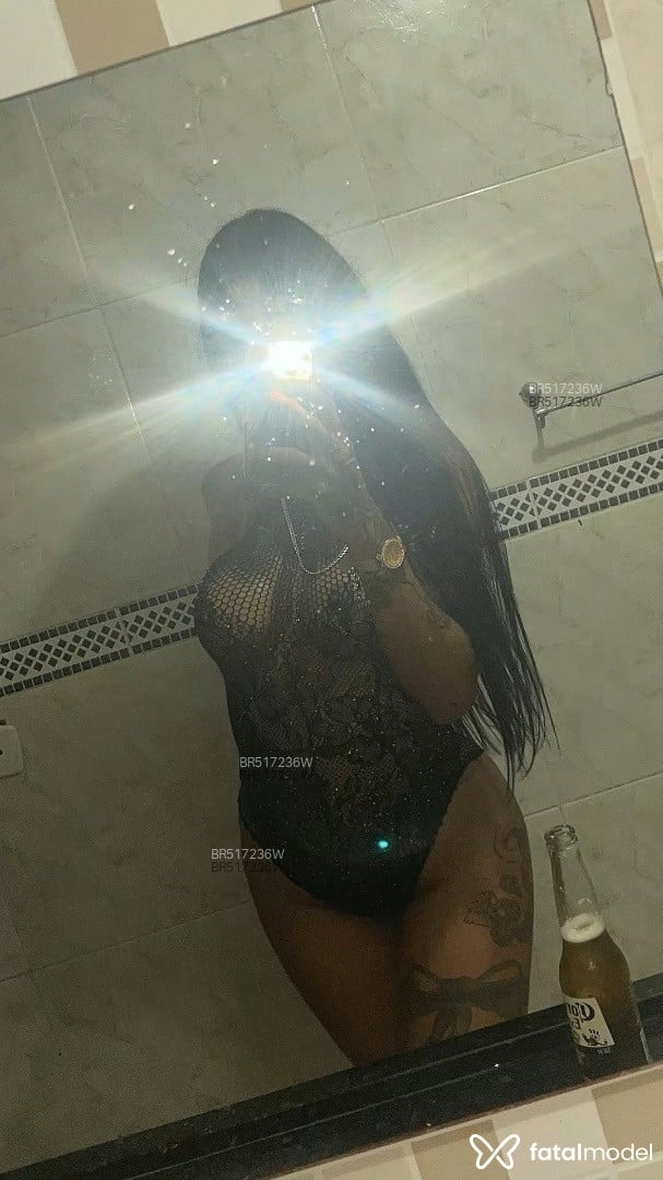 Acompanhante travesti morena (o) de olhos castanhos em Vitória de Santo Antão Acompanhante travesti morena (o) de olhos castanhos em Vitória de Santo Antão - Danielly Silva