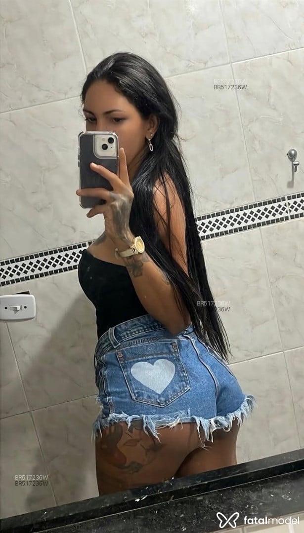Acompanhante travesti morena (o) de olhos castanhos em Vitória de Santo Antão Acompanhante travesti morena (o) de olhos castanhos em Vitória de Santo Antão - Danielly Silva