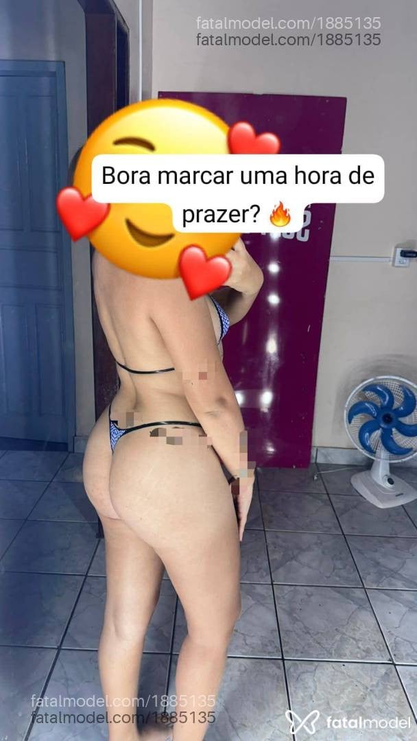 Acompanhante mulher com cabelo castanho de olhos verdes - Fernanda