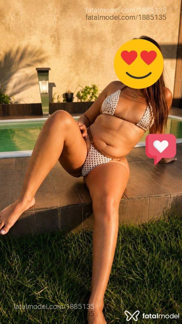 Acompanhante mulher com cabelo castanho de olhos verdes em Parauapebas - Fernanda