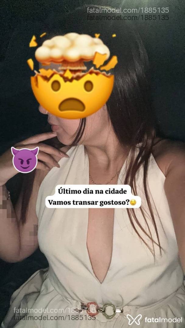 Acompanhante mulher com cabelo castanho de olhos verdes em Parauapebas - Fernanda