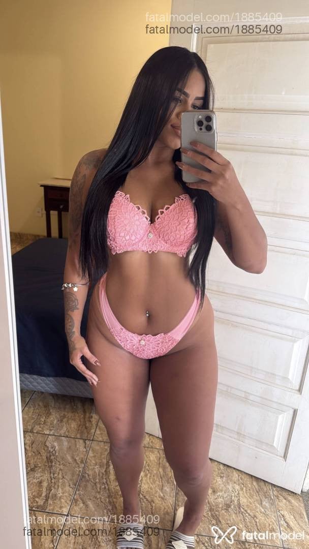 Acompanhante mulher morena (o) de olhos castanhos - Beatriz