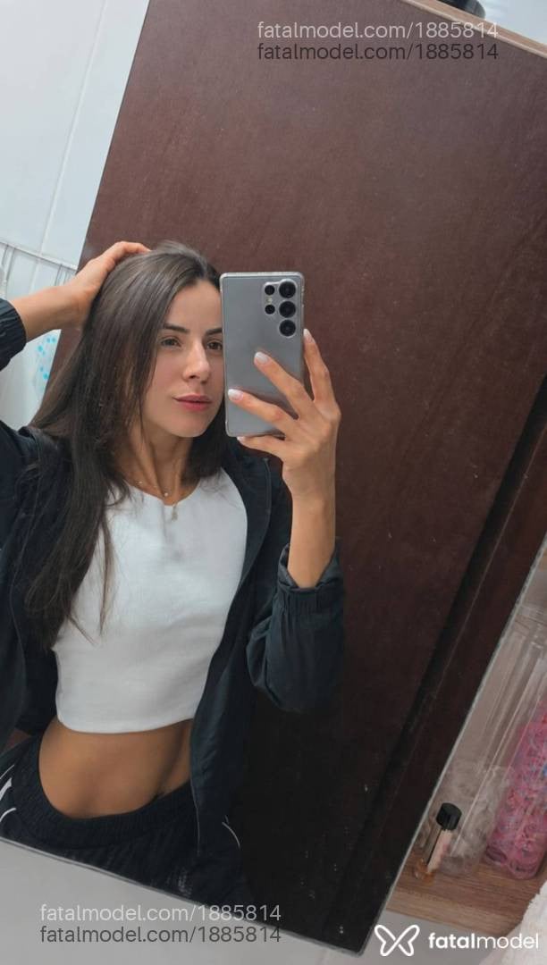 Acompanhante mulher com cabelo castanho de olhos castanhos em Campo Grande - Cecilia