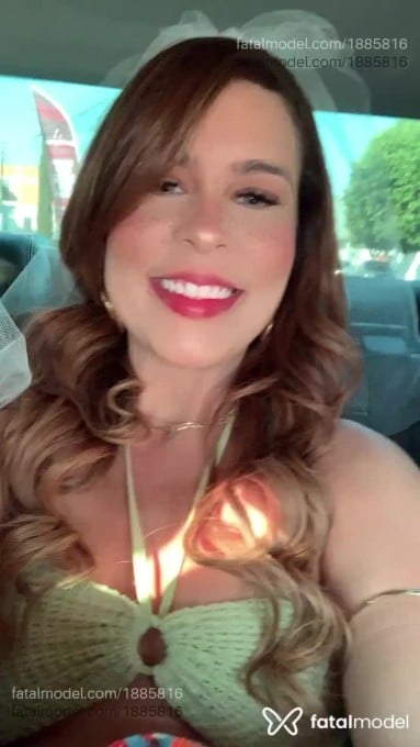 Acompanhante mulher ruiva (o) de olhos cinza em Pouso Alegre Acompanhante mulher ruiva (o) de olhos cinza em Pouso Alegre - Nina Santos