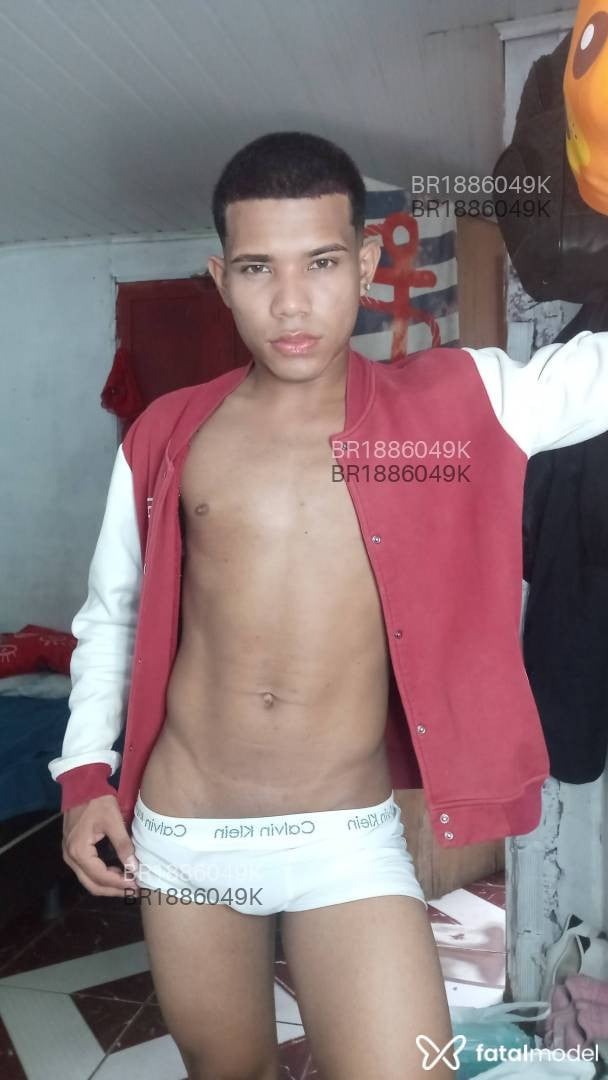 Acompanhante homem morena (o) de olhos castanhos - Bruno Acompanhante homem morena (o) de olhos castanhos - Bruno