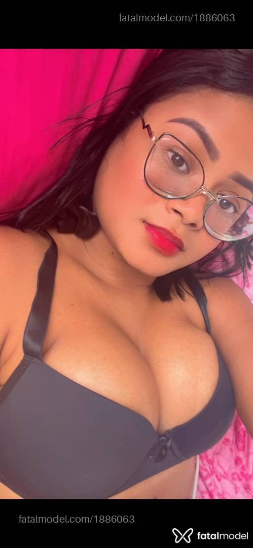 Acompanhante mulher morena (o) de olhos castanhos em São Félix do Xingu - Karol Silva