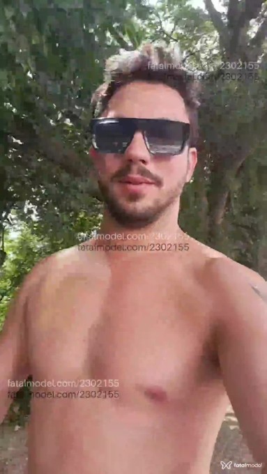 Acompanhante homem com cabelo castanho de olhos castanhos - Guto Acompanhante homem com cabelo castanho de olhos castanhos - Guto