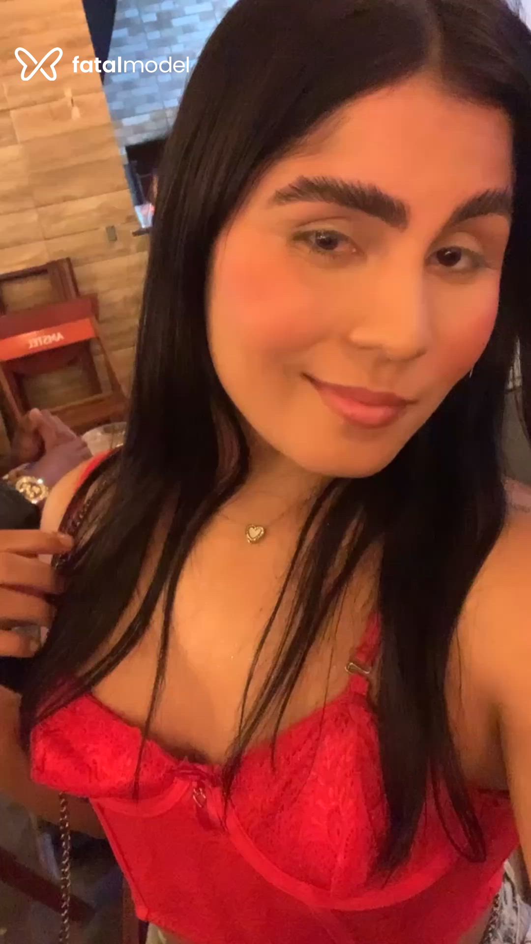 Acompanhante mulher trans morena (o) de olhos castanhos em Feira de Santana Acompanhante mulher trans morena (o) de olhos castanhos em Feira de Santana - Agatha