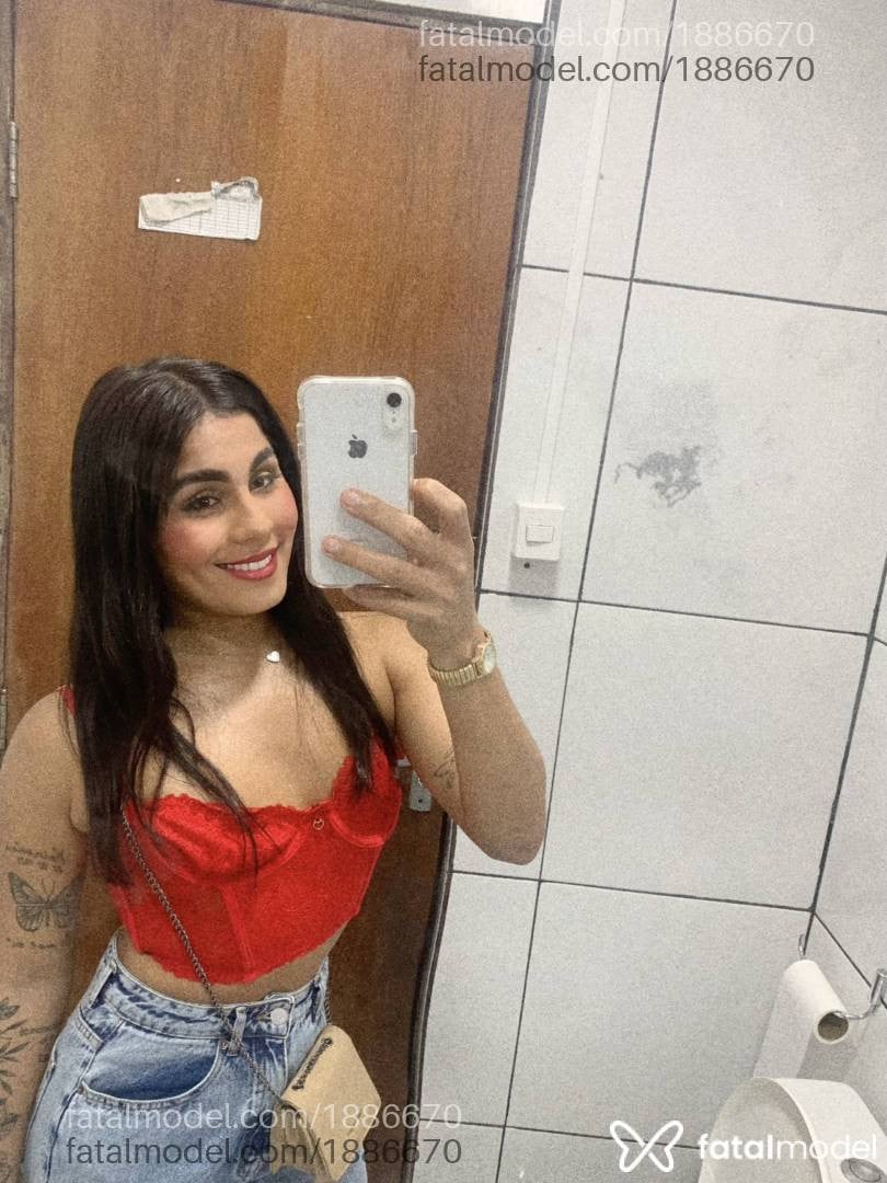 Acompanhante mulher trans morena (o) de olhos castanhos em Feira de Santana - Agatha