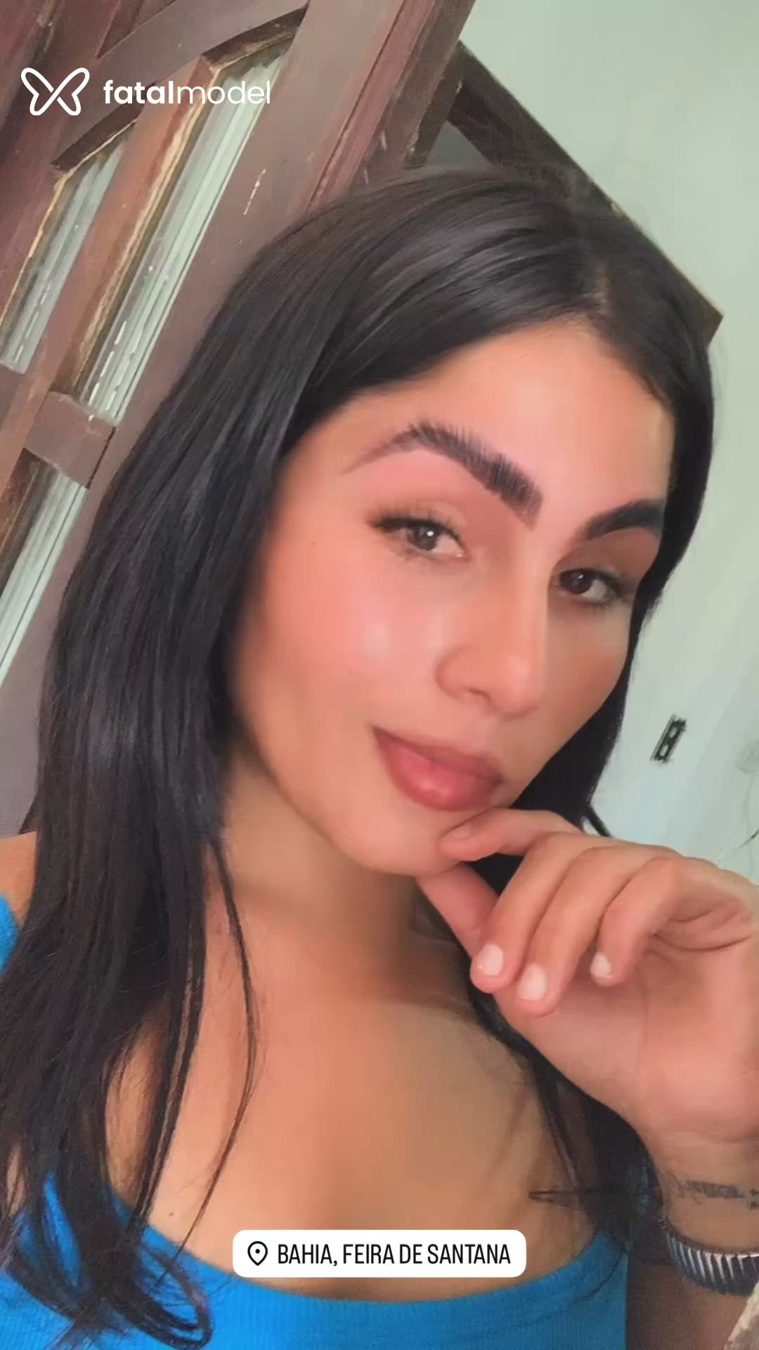 Acompanhante mulher trans morena (o) de olhos castanhos - Agatha
