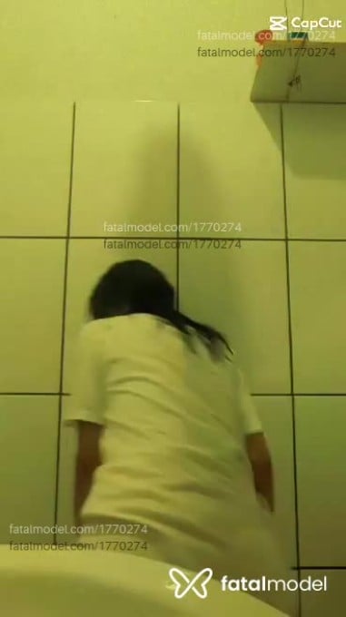 Acompanhante mulher com cabelo castanho de olhos castanhos - Daniele Acompanhante mulher com cabelo castanho de olhos castanhos - Daniele