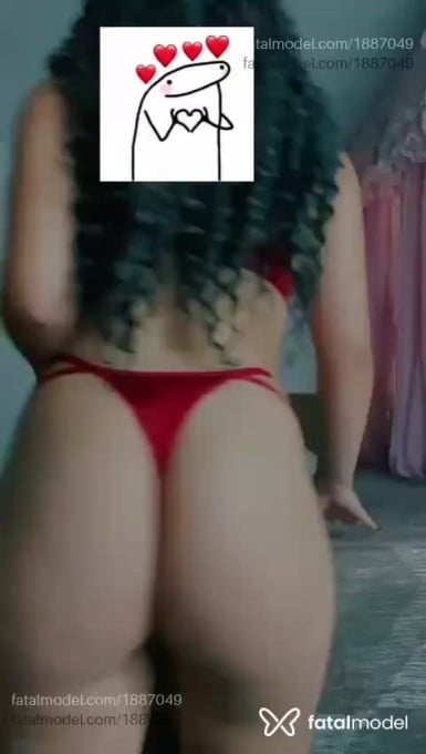 Acompanhante mulher com cabelo castanho de olhos castanhos em Lajeado - Sara