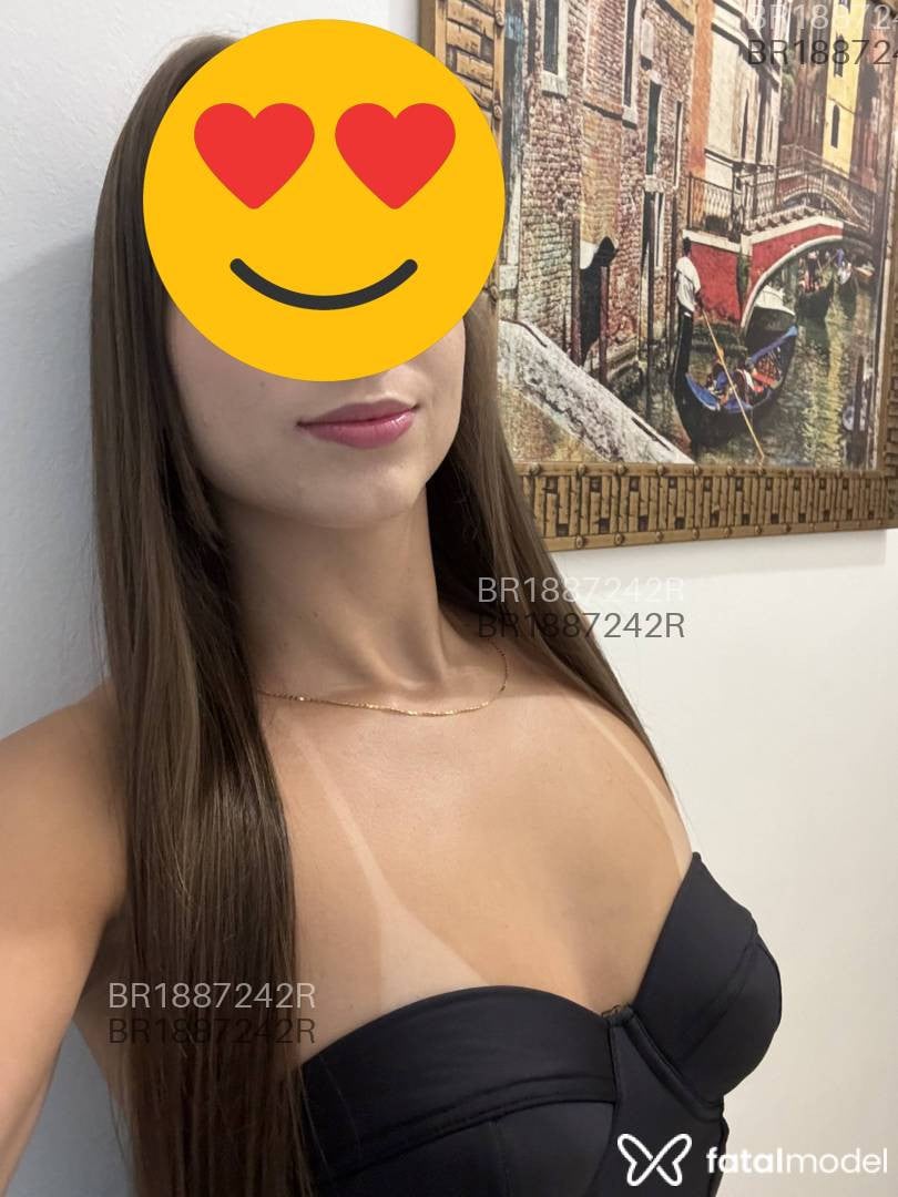 Acompanhante mulher loira (o) de olhos castanhos em São Paulo Acompanhante mulher loira (o) de olhos castanhos em São Paulo - Eloá