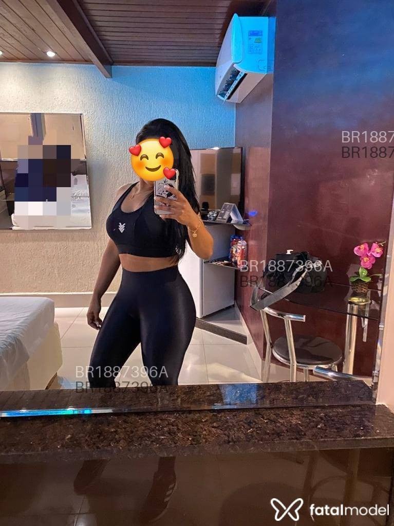 Acompanhante mulher morena (o) de olhos castanhos em Juiz de Fora - Lorenna