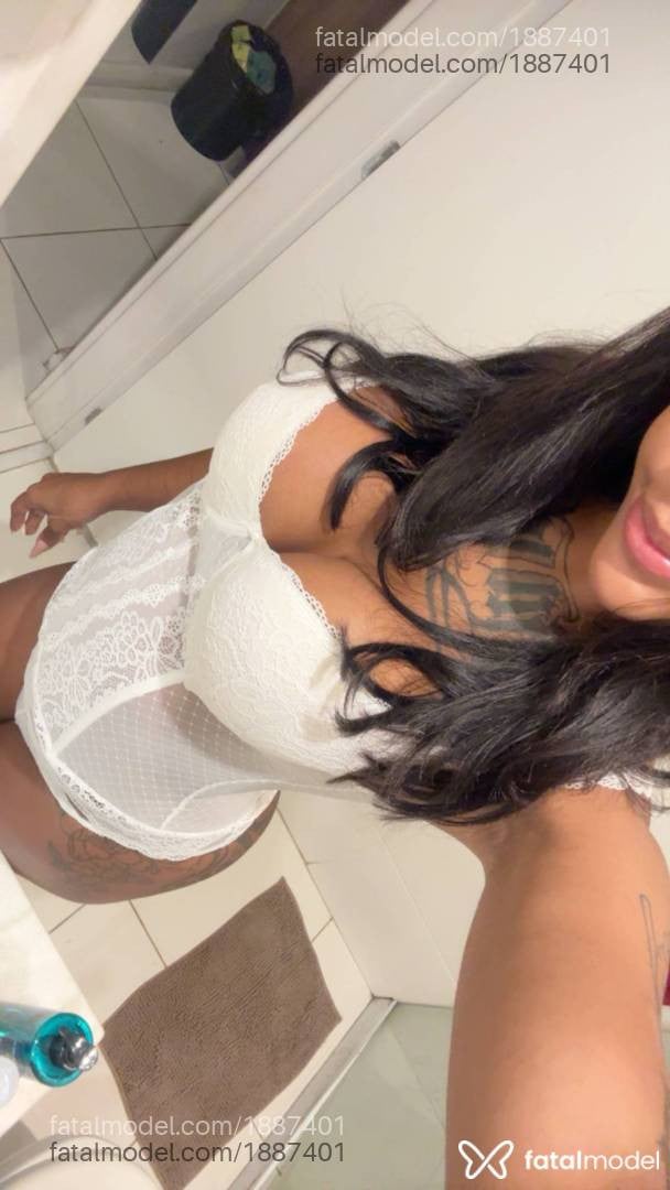 Acompanhante mulher trans morena (o) de olhos castanhos - Lindinhatiz