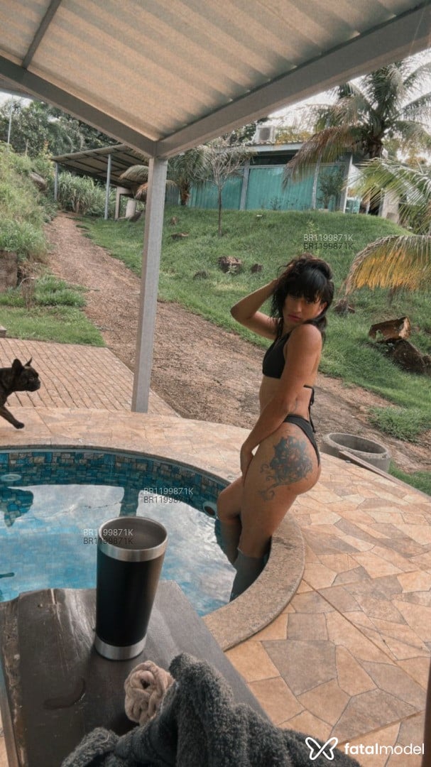 Acompanhante homem trans morena (o) de olhos castanhos em Palmas - Evelyn Martins