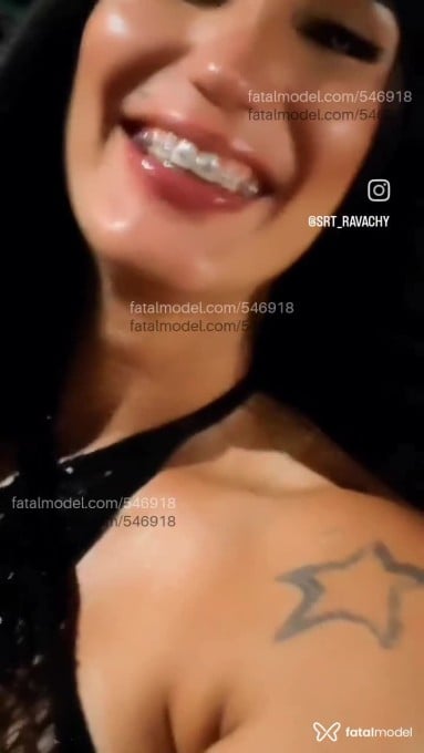 Acompanhante travesti morena (o) de olhos castanhos em Suzano Acompanhante travesti morena (o) de olhos castanhos em Suzano - Srt Ravachy