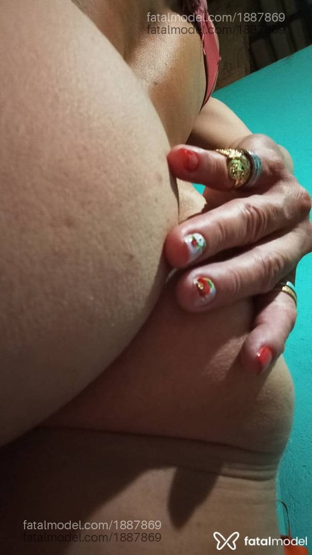 Acompanhante mulher trans morena (o) de olhos castanhos - Paola bracho