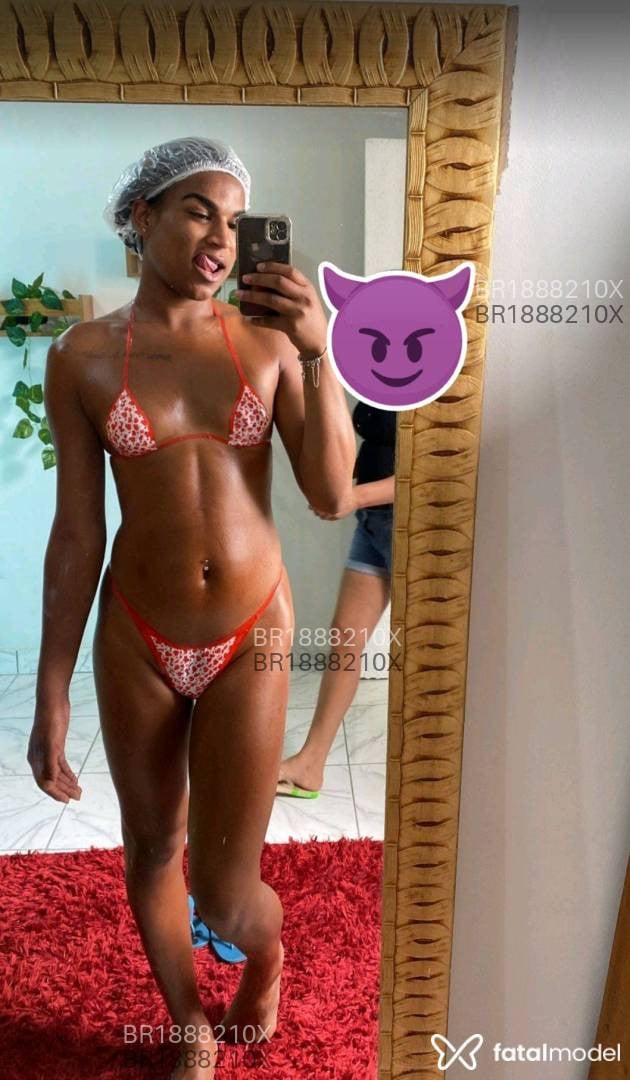 Acompanhante mulher trans morena (o) de olhos castanhos - Mayte Branht Acompanhante mulher trans morena (o) de olhos castanhos - Mayte Branht