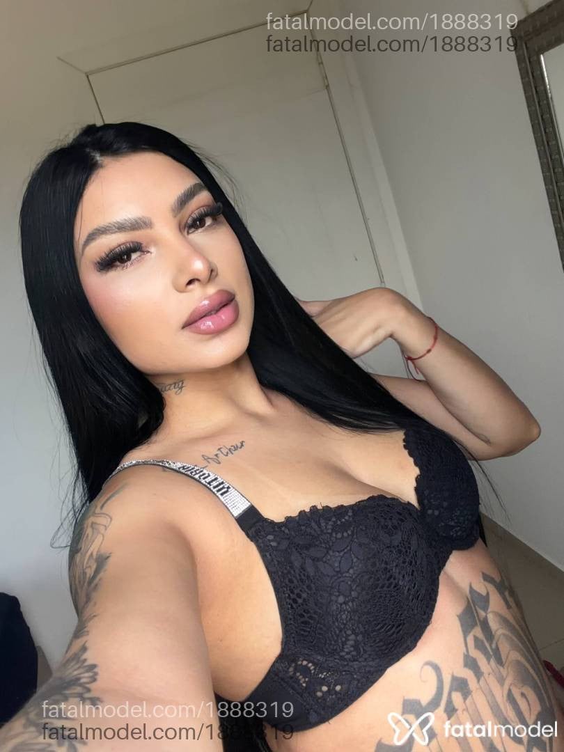 Acompanhante mulher morena (o) de olhos castanhos - Biiiaaa Folman