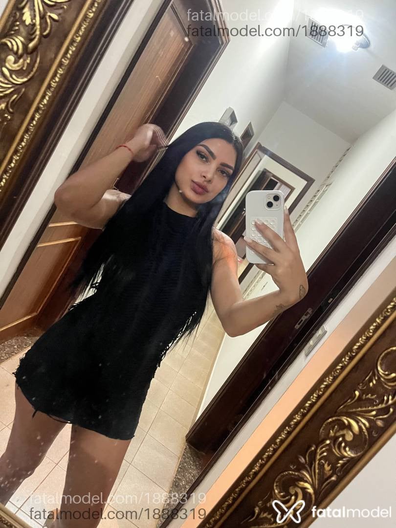 Acompanhante mulher morena (o) de olhos castanhos - Biiiaaa Folman Acompanhante mulher morena (o) de olhos castanhos - Biiiaaa Folman