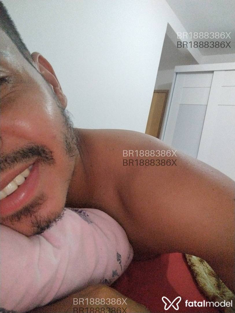 Acompanhante homem morena (o) de olhos pretos em Maringá - Leozinho