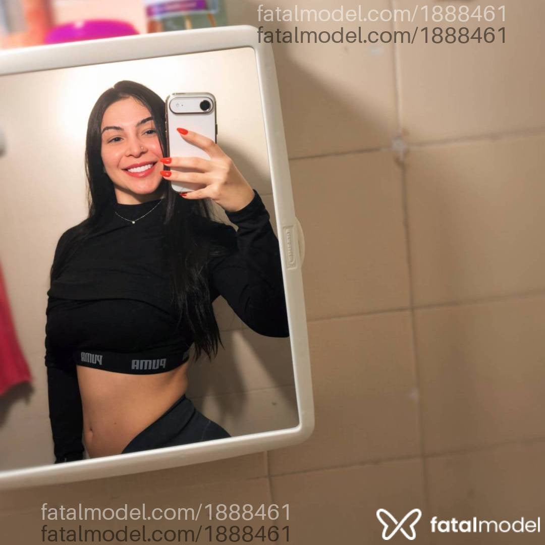 Acompanhante mulher com cabelo castanho de olhos castanhos - Laranjinha