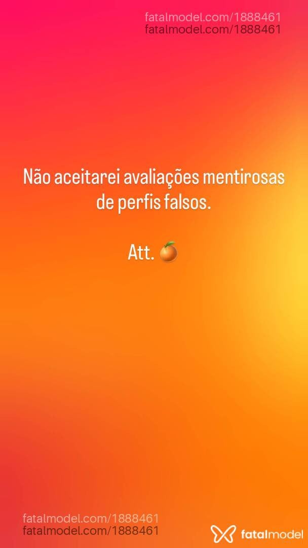Acompanhante mulher com cabelo castanho de olhos castanhos - Laranjinha
