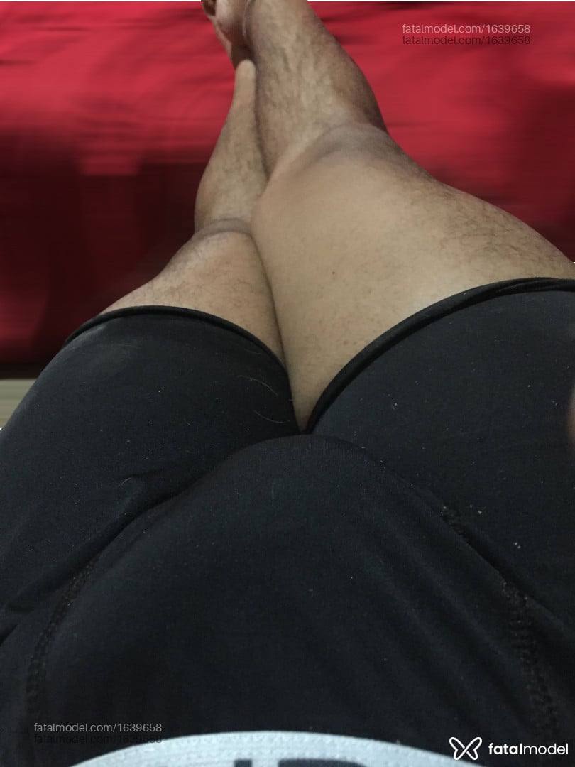 Acompanhante homem morena (o) de olhos castanhos em Viamão - Rafael