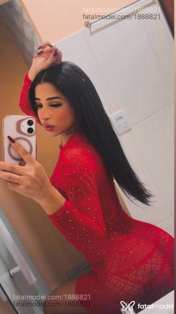 Acompanhante mulher morena (o) de olhos pretos - Gaby Martins