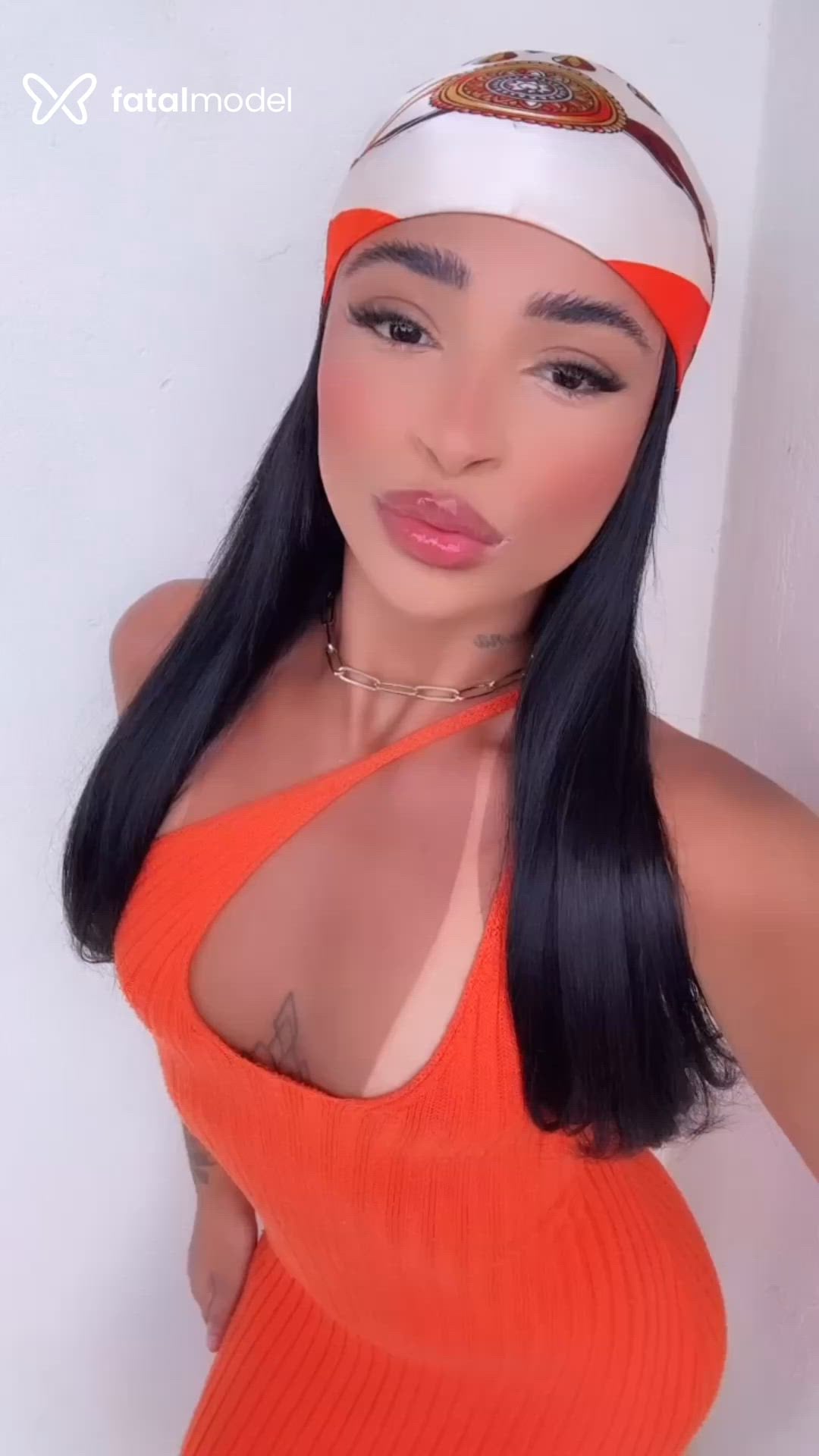 Acompanhante mulher morena (o) de olhos pretos - Gaby Martins